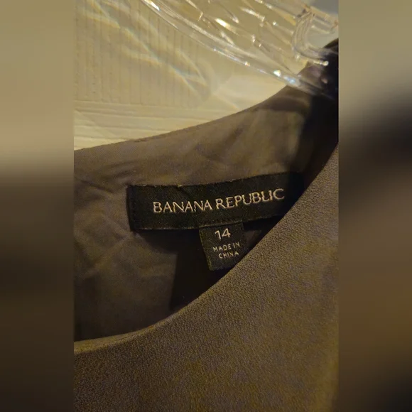 Banana Republic Olive Green Sleeveless Cropped Jumpsuit - Size 14